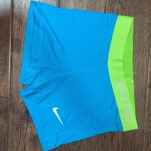 Nike spandex